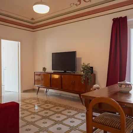 Apart Otel Casa Martu 4*